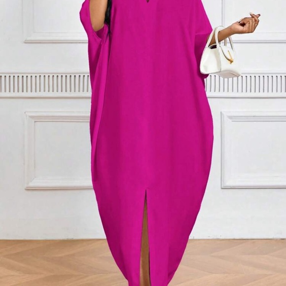 Elegant Women's Magenta Robe Dress - Picture 3 of 6